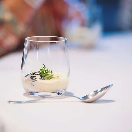 Gastronomique De Echoput 호텔 아펠도른