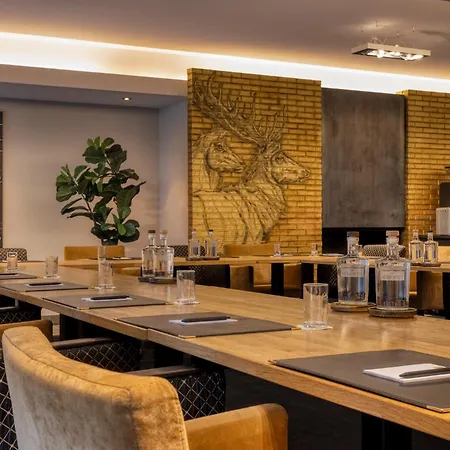 Hotel Gastronomique De Echoput 5*